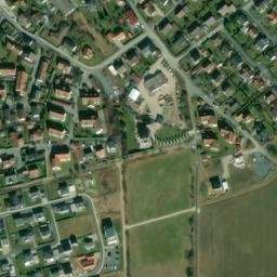 Satellite imagery of Hinteres (Neues) Schloss Küps, DE