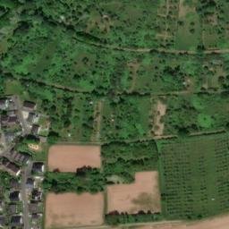 Satellite imagery of Weinberg, DE