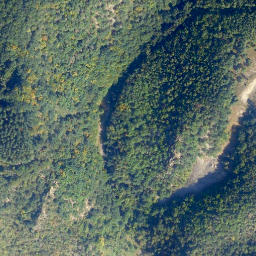 Satellite imagery of cairn, FR
