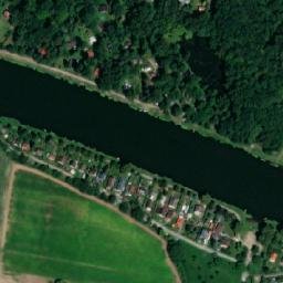 Satellite imagery of [Čelákovice-Sedlčánky] chapel t., CZ