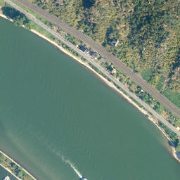 Satellite imagery of cairn, FR