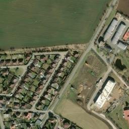 Satellite imagery of Na Vršku [Velké Přílepy], CZ