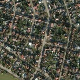 Satellite imagery of Husův sbor [Čelákovice] church t., CZ