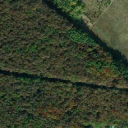 Satellite imagery of (Amerika) [Chlumec nad Cidlinou], CZ