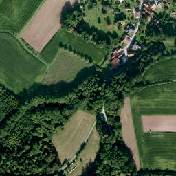 Satellite imagery of Schloss Strössendorf, DE