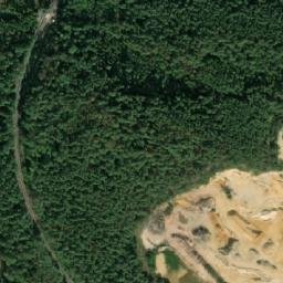 Satellite imagery of Hlaváčov [Lužná u Rakovníka], CZ