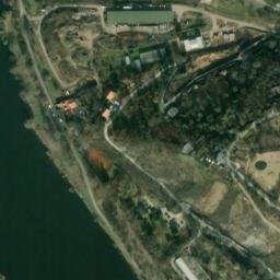 Satellite imagery of Obora v Zoo [Praha-Troja] outlook t., CZ