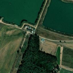 Satellite imagery of Malá Čeperka [Čeperka] factory chimney, CZ