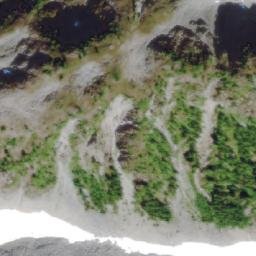 Satellite imagery of Maquilla Peak, CA