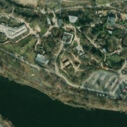 Satellite imagery of Trojský Zámek, CZ