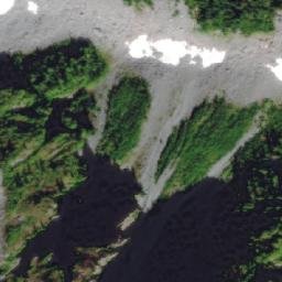 Satellite imagery of Maquilla Peak, CA