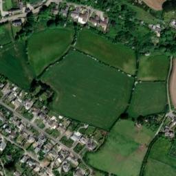 Satellite imagery of Pengersick Castle, GB