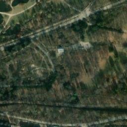 Satellite imagery of Letenská vodárna [Praha-Bubeneč] water t., CZ