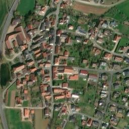Satellite imagery of Schloss Lahm, DE