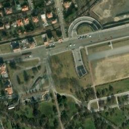 Satellite imagery of Letohrádek královny Anny, CZ