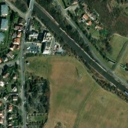 Satellite imagery of [Praha-Kyje] church t., CZ