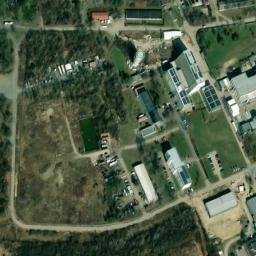 Satellite imagery of [Praha-Běchovice] former heat plant chimney, CZ