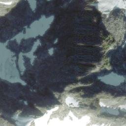 Satellite imagery of Mount Crerar, CA