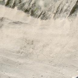 Satellite imagery of Mount Findlay, CA