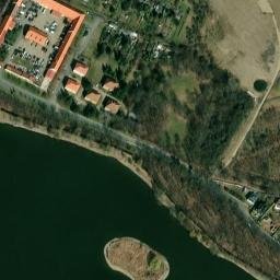 Satellite imagery of [Praha-Dolní Počernice] church t., CZ