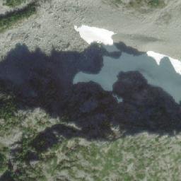 Satellite imagery of Mount Crerar, CA