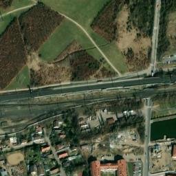 Satellite imagery of [Praha-Běchovice] former heat plant chimney, CZ