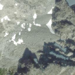 Satellite imagery of Mount Crerar, CA
