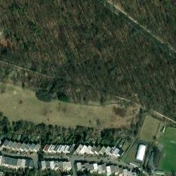 Satellite imagery of Letohrádek Hvězda, CZ