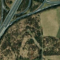 Satellite imagery of [Praha-Řepy] monastery church t., CZ