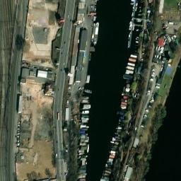 Satellite imagery of [Praha-Smíchov] former distillery chimney, CZ
