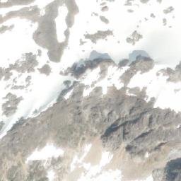 Satellite imagery of Tachewana Peak, CA