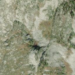 Satellite imagery of Mount Vingolf, CA