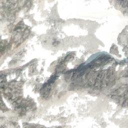 Satellite imagery of Tachewana Peak, CA