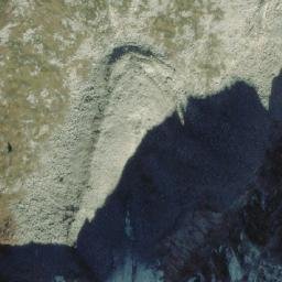 Satellite imagery of Mount Vingolf, CA