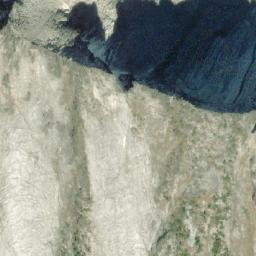 Satellite imagery of Mount Vingolf, CA