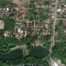 Satellite imagery of [Týnec nad Labem] water tower, CZ