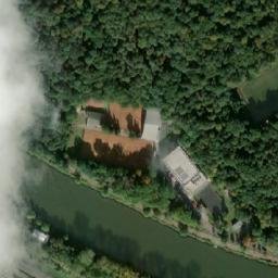 Satellite imagery of Draslovka [Kolín] chemical factory chimney, CZ