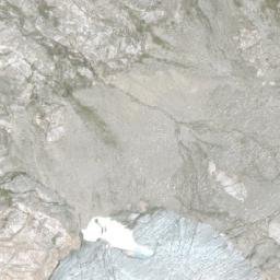 Satellite imagery of Icecap Peak, CA