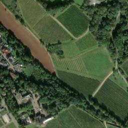 Satellite imagery of Schloß Hansenberg, DE