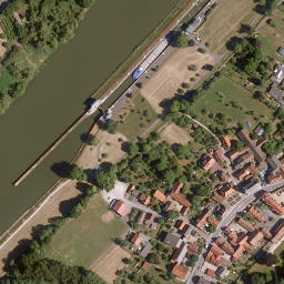 Satellite imagery of Hutten-Schloss Steinbach, DE