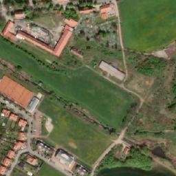 Satellite imagery of [Tachlovice] church t., CZ