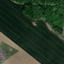 Satellite imagery of [Kolín] water t., CZ