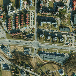 Satellite imagery of Kopiec Kurdwanów, PL