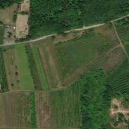 Satellite imagery of Lenneberg, DE