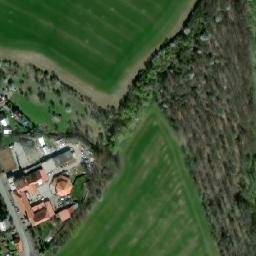 Satellite imagery of [Kostelec nad Černými Lesy] castle chapel t., CZ