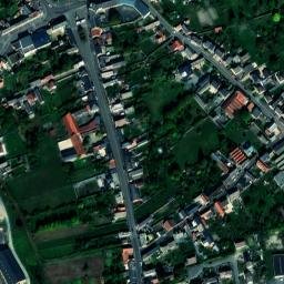 Satellite imagery of Château de Beaurevoir, FR