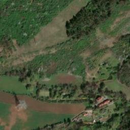 Satellite imagery of Škrábek [Choteč u Prahy], CZ