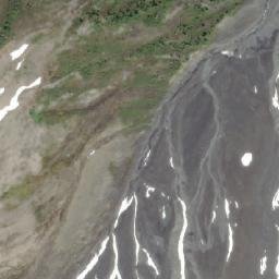 Satellite imagery of Empetrum Peak, CA