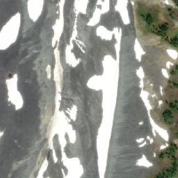 Satellite imagery of Empetrum Peak, CA