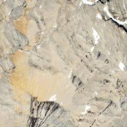 Satellite imagery of Phillips Peak, CA